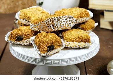 Fried Makrout Makroud Algerian Semolina Dates Stock Photo 2276193393 ...