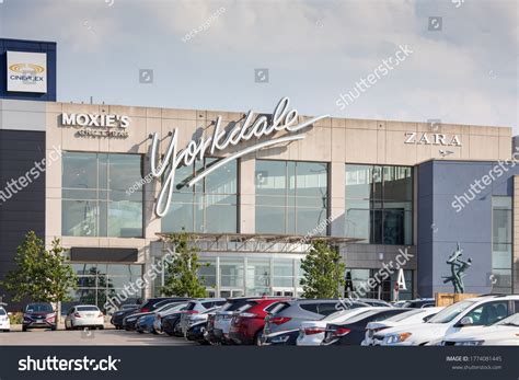 49 Yorkdale Shopping Centre Images, Stock Photos & Vectors | Shutterstock