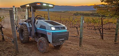 Monarch automated electric tractor ready for 2021 deliveries