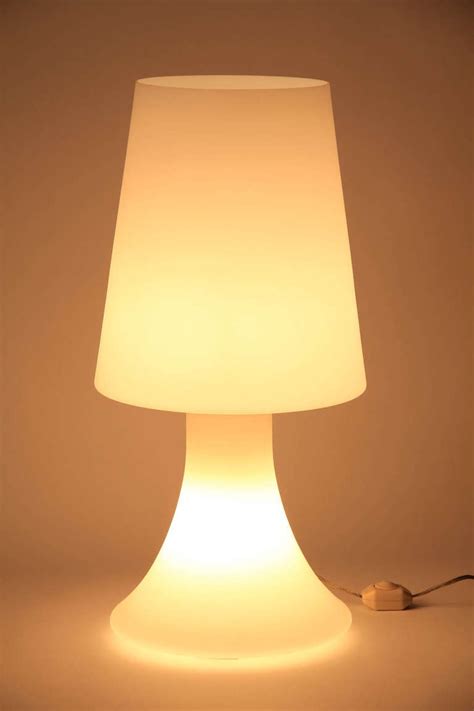 Pair of Laurel Frosted-Glass Table Lamps at 1stDibs