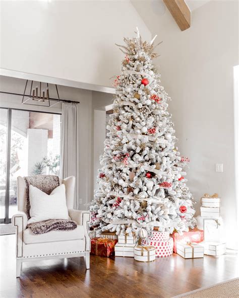 How to Decorate a Flocked Christmas Tree--5 Things you need to know ...