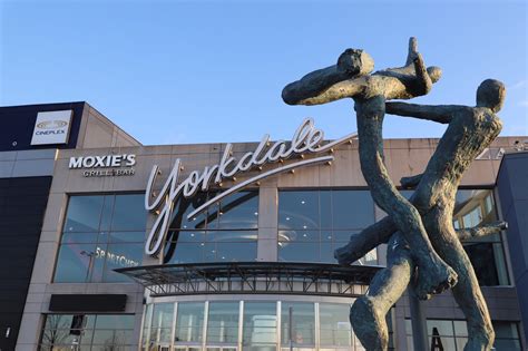 Yorkdale Mall - Hillhurst Towns