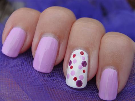 PINK & PURPLE POLKA DOT NAILS!