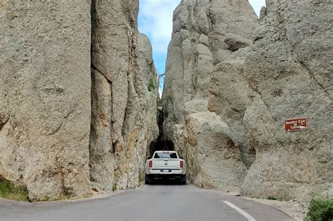 Needles Eye Tunnel narrow one-lane road?! ⛰ What's it like driving ...