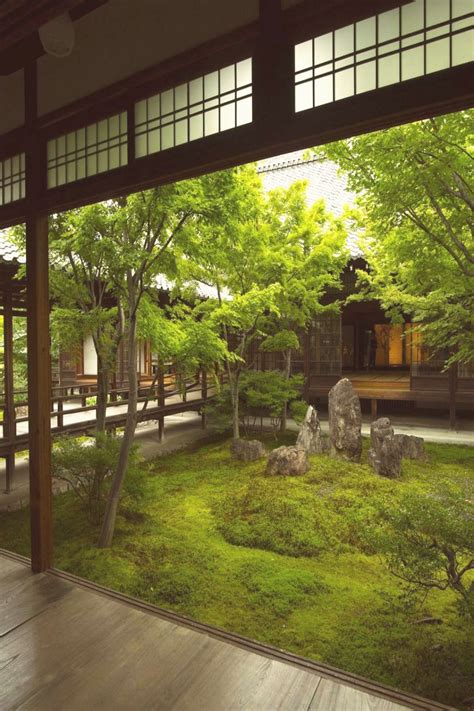 iesuuyr Kyoto Japan Patrick Vierthaler Garden Garden backyard Garden design Garden ideas | Zen ...