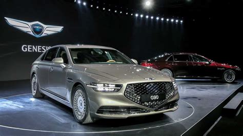 The large Genesis G90 sedan has changed its appearance