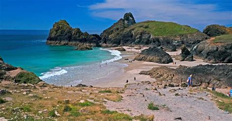 Cornwall beaches named best in UK for white sand and warm temperatures ...