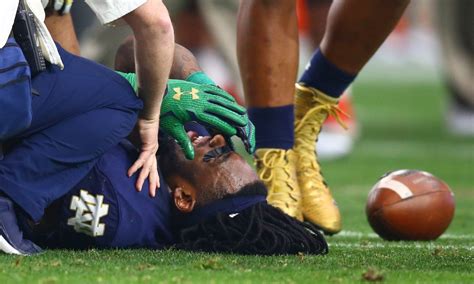 Jaylon Smith injury is being compared to Marcus Lattimore’s