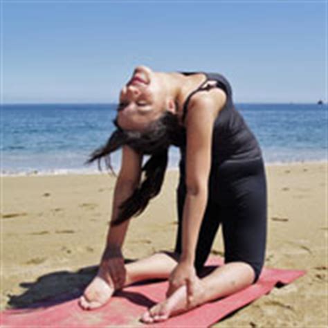 Hot Yoga Practice: Tips & Precautions for Bikram Yoga Classes