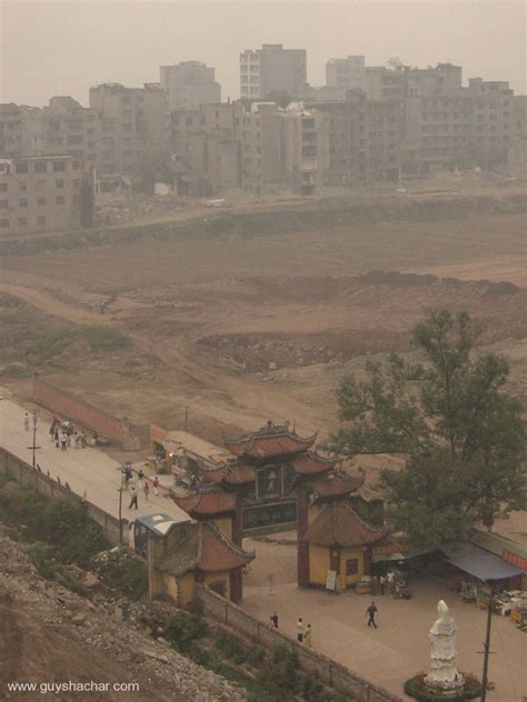 Eerie Fengdu – The real Chinese Ghost City – A man-made quake | Guy Shachar