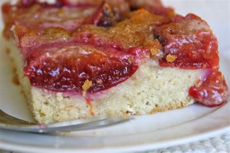 Dollop of Cream: fresh plum kuchen