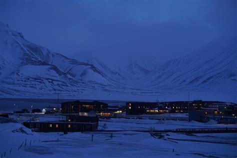 Premium Photo | Polar night in longyearbyen