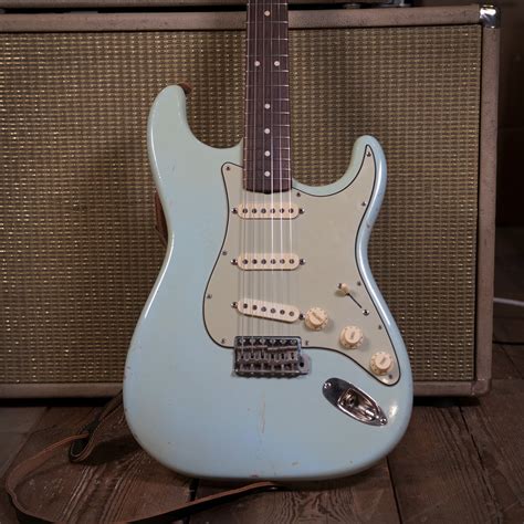 1963 Fender Stratocaster - Sonic Blue – Lucky Fret Music Co.