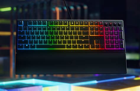 Razer Ornata V3 keyboard series brings the RGB bling and mecha-membrane ...