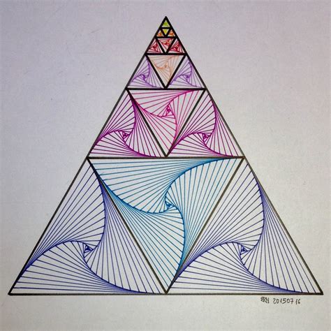 Triangle Drawing, Spiral Drawing, Zentangle Art, Zentangle Patterns ...