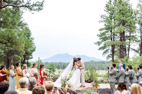 Say “I do” at the Arboretum at Flagstaff | Hannah Rose Gray