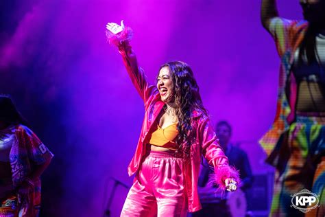 Neha Kakkar, India’s #1 Female Singer, Performs For Hundreds of ...