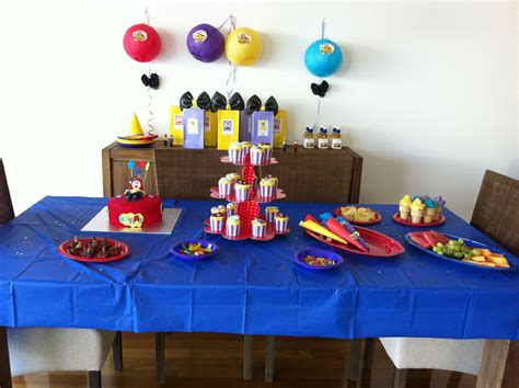 Party Foods (sweets) | Wiggles party, Emma wiggle, Party food