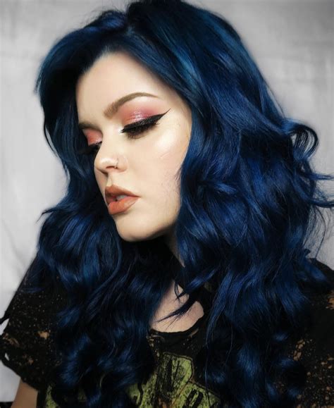 We're hypnotized by @ashkmakeup's midnight blue hair😍 | She darkened Aquamarine with a drop of ...