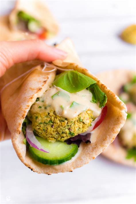 Easy Vegan Falafel Wraps — With Homemade Baked Falafels & Pita | Oil ...