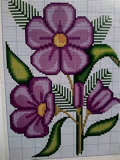 Pin by Socorro Sandoval on bordados | Cross stitch flowers, Cross ...