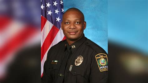 Video: Miami Gardens police chief tackles suspect in store | wtsp.com