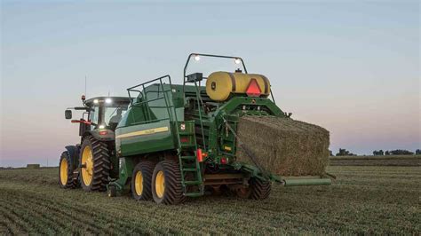 Large Square Balers With More Productivity-Boosting Features