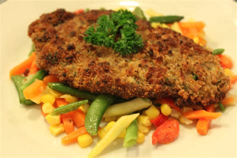 Elvis's Kitchen: Food Blog: Crumbed Beef Schnitzel Mediterranean Style