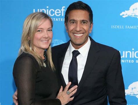 Rebecca Olson (Dr. Sanjay Gupta’s Wife) and 3 Daughters - famous-doctors.com