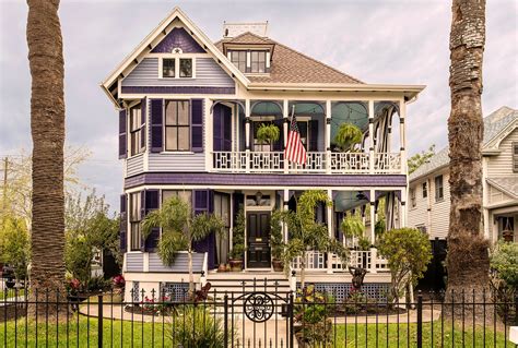 Galveston Historic Homes Tour - Galveston Historical Foundation