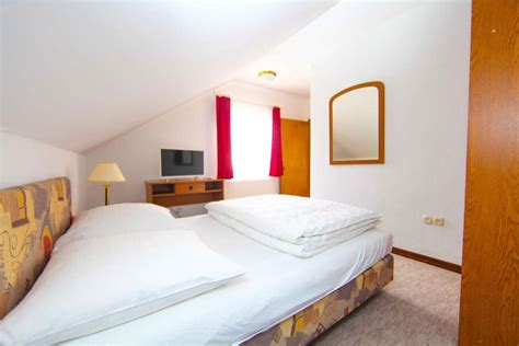 Hard Rock Rooms for two, Livno (updated prices 2024)