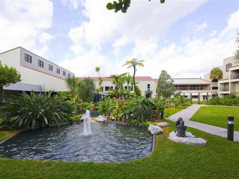 Miami Lakes Hotel – Miami Lakes, FL