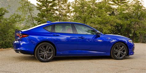 2022 Acura TLX | Consumer Guide Auto