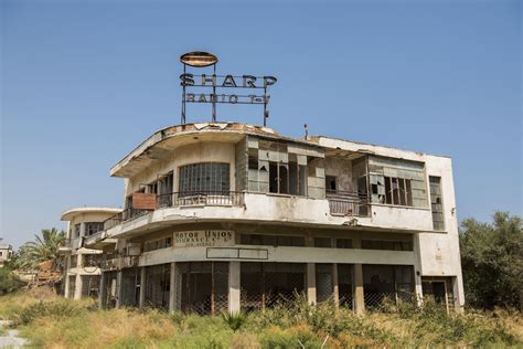 Varosha Siprus - Ghost Town Of Varosha Famagusta Northern Cyprus - Krell Loung1947