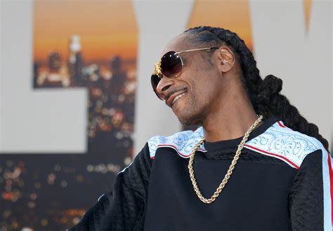 How Snoop Dogg Has Remained So Popular Over The Years