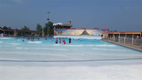 Noah's Ark Waterpark - Wisconsin Dells - Adnie Travels