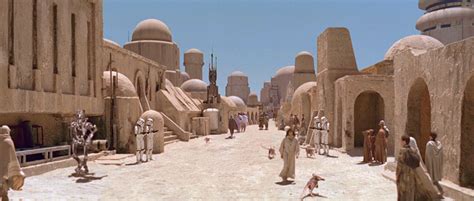 Star Wars: Galaxy's Edge Was Originally Set On Tatooine Instead Of The New Planet Batuu