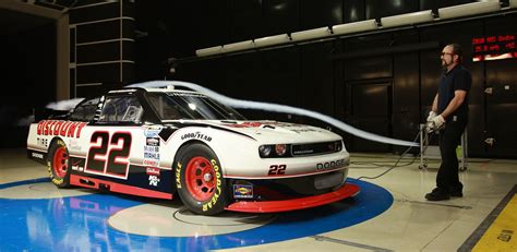 2010 Dodge Challenger NASCAR Nationwide Series Race Car | Top Speed