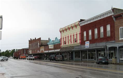 Montgomery City, MO : Downtown in the rain photo, picture, image (Missouri) at city-data.com