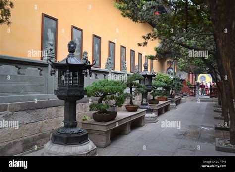 jade buddha temple Stock Photo - Alamy