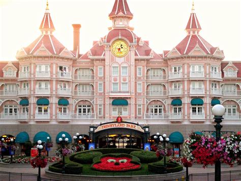 Disneyland Parijs Hotel 2023 Most Recent Eventual Stunning Magnificent - Cute Group Halloween ...