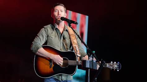 'We Serve a Living, Loving God': Country Music Artist Josh Turner Releases First Gospel Album ...