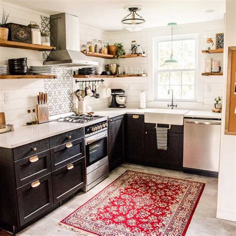 10 Small Kitchen Decor and Design Ideas | The Family Handyman