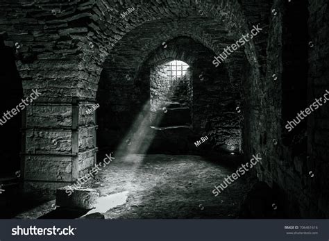 22,075 Medieval Prisons Images, Stock Photos & Vectors | Shutterstock