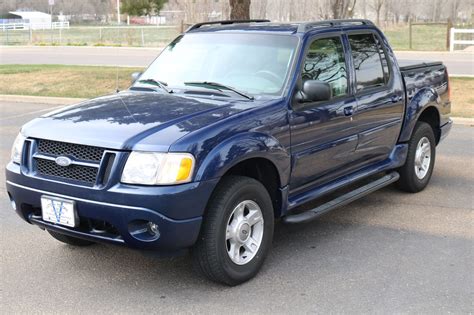 2004 Ford Explorer Sport Trac XLT | Victory Motors of Colorado