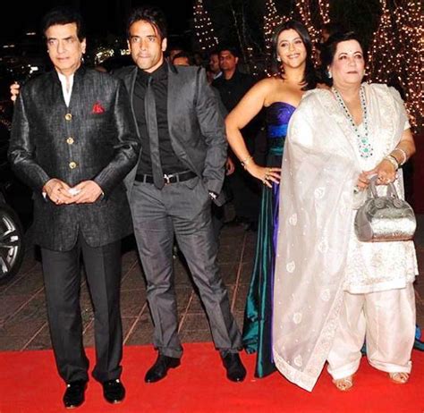 Tusshar Kapoor Age, Height, Girlfriend, Wife, Family, Biography & More ...