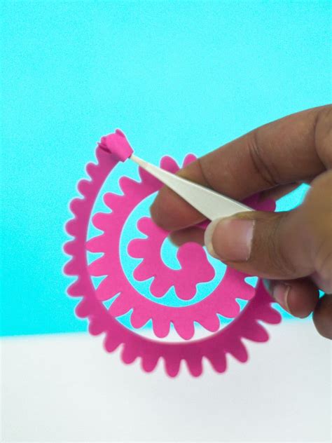 How to Make Cricut Paper Flowers with a FREE Cricut Flower Template