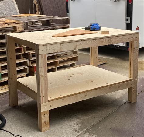 Workbench I made out of free pallet wood and reclaimed hardware! I have ...