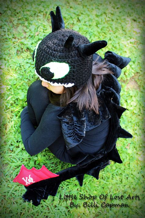 Night Fury/ Toothless costume by LittleShopOfLostArts on DeviantArt