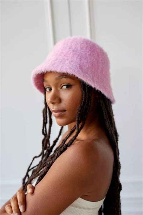 Best Bucket Hats For Women | 2023 Guide | POPSUGAR Fashion